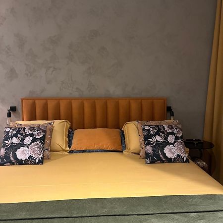 ברוז' B&B Augusto מראה חיצוני תמונה